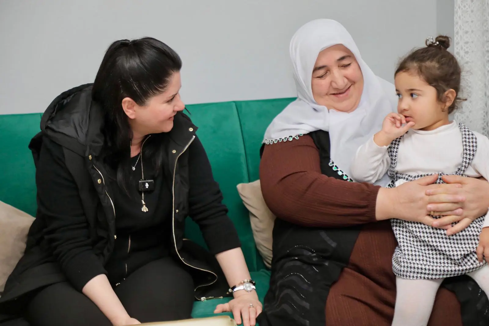 BAŞKAN GENCAN, YILDIRIM’DA MAHALLE ZİYARETLERİNİ SÜRDÜRDÜ galeri görseli